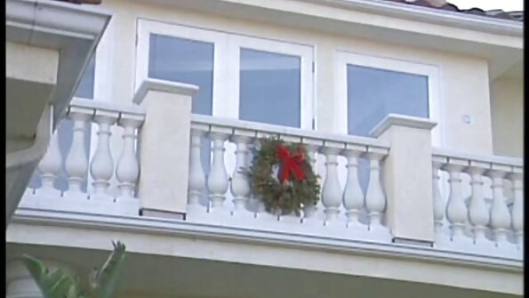 വെള്ളക്കാരിയായ വെറുക്ക ജെയിംസിന്റെ കഴുതയെ ബിബിസി ഭോഗിക്കുന്നു