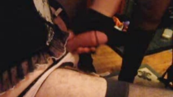 വലിയ കോഴിയെ ഇഷ്ടപ്പെടുന്ന ഒരു സുന്ദരിയായ സുന്ദരിയുടെ കാസ്റ്റിംഗ് ഓഫീസ് ഹാർഡ്‌കോർ ഫക്കിംഗ്